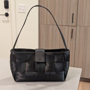 Harvey's Original Seatbelt Bag